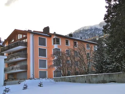 Ille Terrarum Apartment